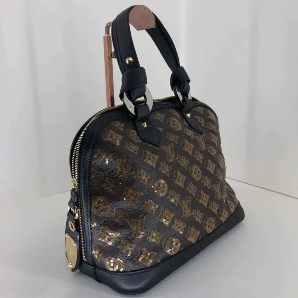 Louis Vuitton Women Pre-Loved Bag Very Good Condition